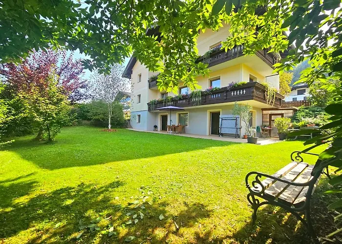 Boutique73 Garden Apartment