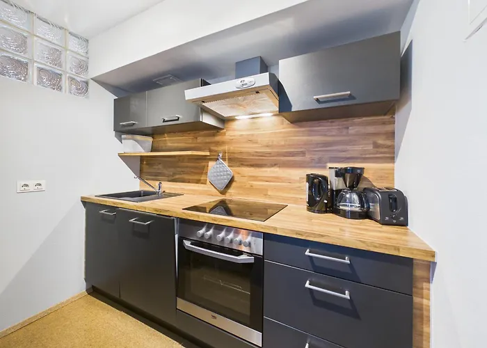 Boutique73 Garden Apartment Ossiach